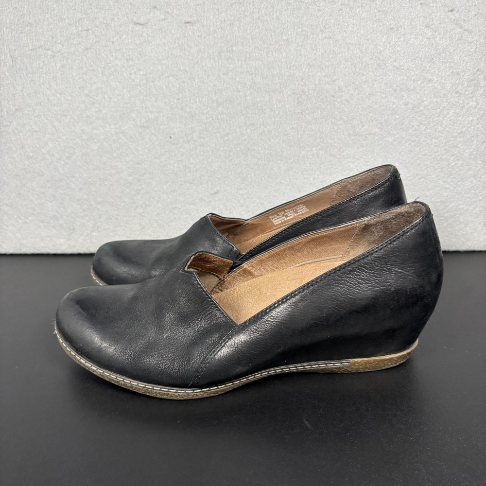 Dansko Liliana Black Leather Wedge Slip On Shoes Womens Size 39 US 8.5-9 Comfort